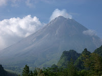 gunung merapi