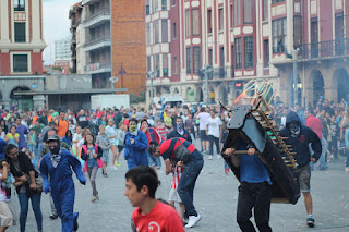 Toro de fuego de las fiestas de Barakaldo en Herriko Plaza