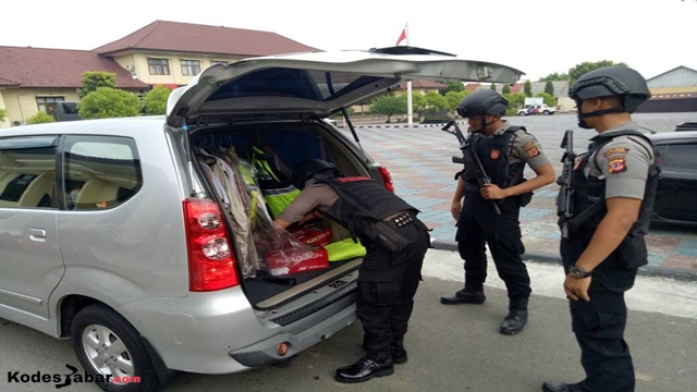 Pasca Ledakan Bom Kampung Melayu, Pintu Masuk Polres Majalengka Dijaga Ketat