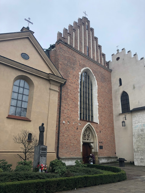 CRACOVIA-BASILICA-DEI-FRANCESCANI