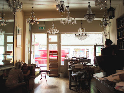 Le Chandelier East Dulwich interior