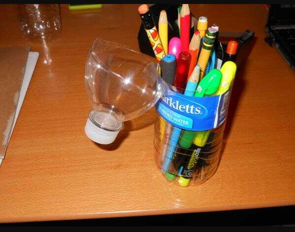 Cara Membuat Tempat  Pensil  Dari Botol Plastik Bekas Air 