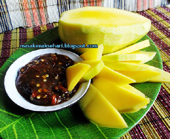 Resep Rujak Buah Bumbu Sambal Kacang Pedas