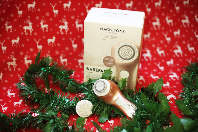 Plus Size Blogger Luxury Christmas Gift Guide Magnitone Barefaced Cleansing Brush