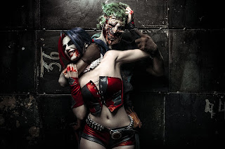 Joker original harley quinn costume scary