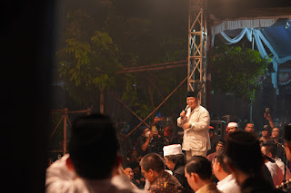 Prabowo Subianto di Sambut Gembira di Mojokerto 