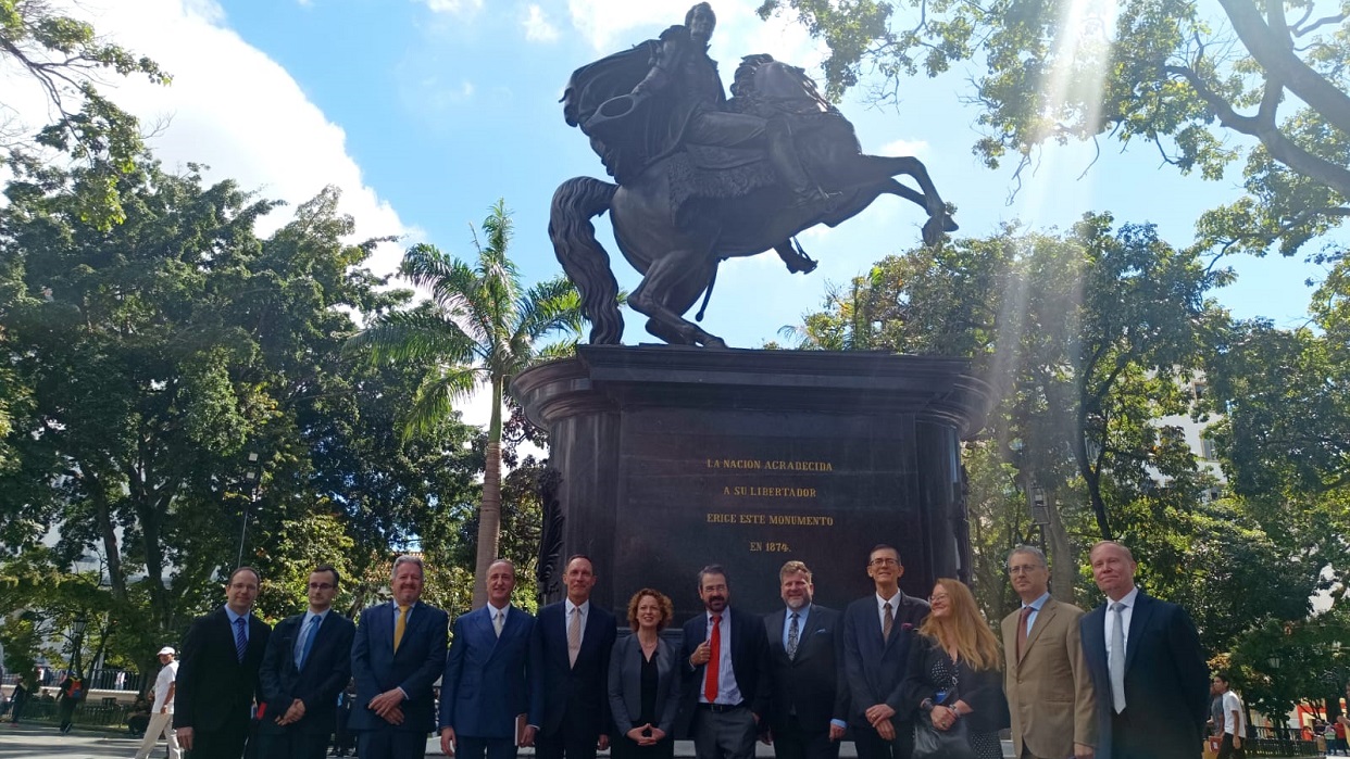 Miembros de la UE reunidos en Caracas para activar el Acuerdo de Barbados