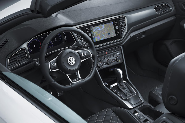 volkswagen-t-roc-cabrio-interior