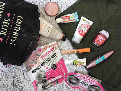 What to bring in your carry-on makeup bag