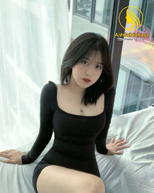 Hot Girl sài thành Thùy Linh mặt xinh dáng chuẩn sexy quyến rũ gợi cảm
