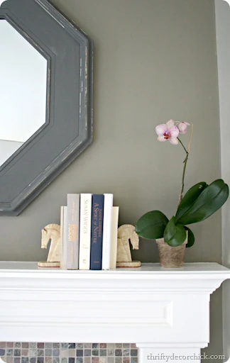 decorating mantel
