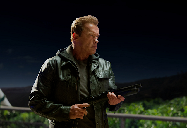 Arnold Schwarzenegger em cena de ‘O Exterminador do Futuro: Gênesis’