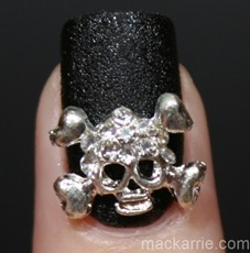 c_BlingItOnSkullNailsInc
