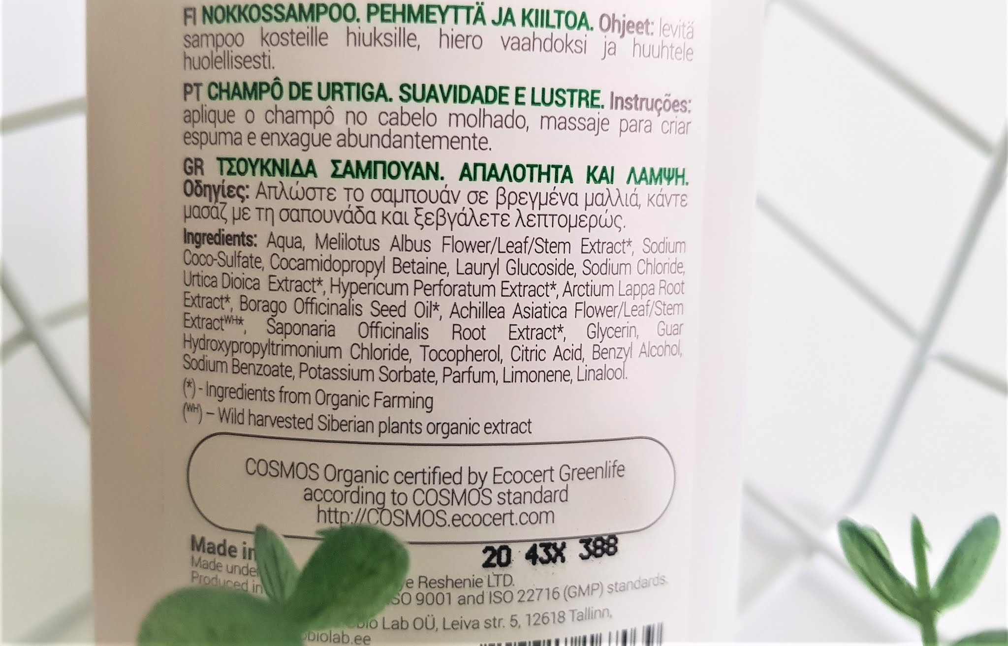 White Agafia organiczny szampon pokrzywowy miękkość i połysk