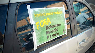 Carreata cruza Gravataí pedindo 'fora Bolsonaro' e vacina para todos