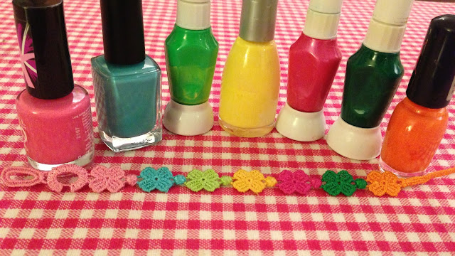 LaCaprichossa, pulseras, suerte, cruciani, manicura, nails, nail art, colours, macramé  