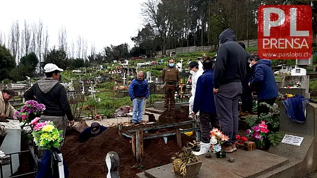 Exhumación en cementerio de La Unión en busca de adolescente desaparecido