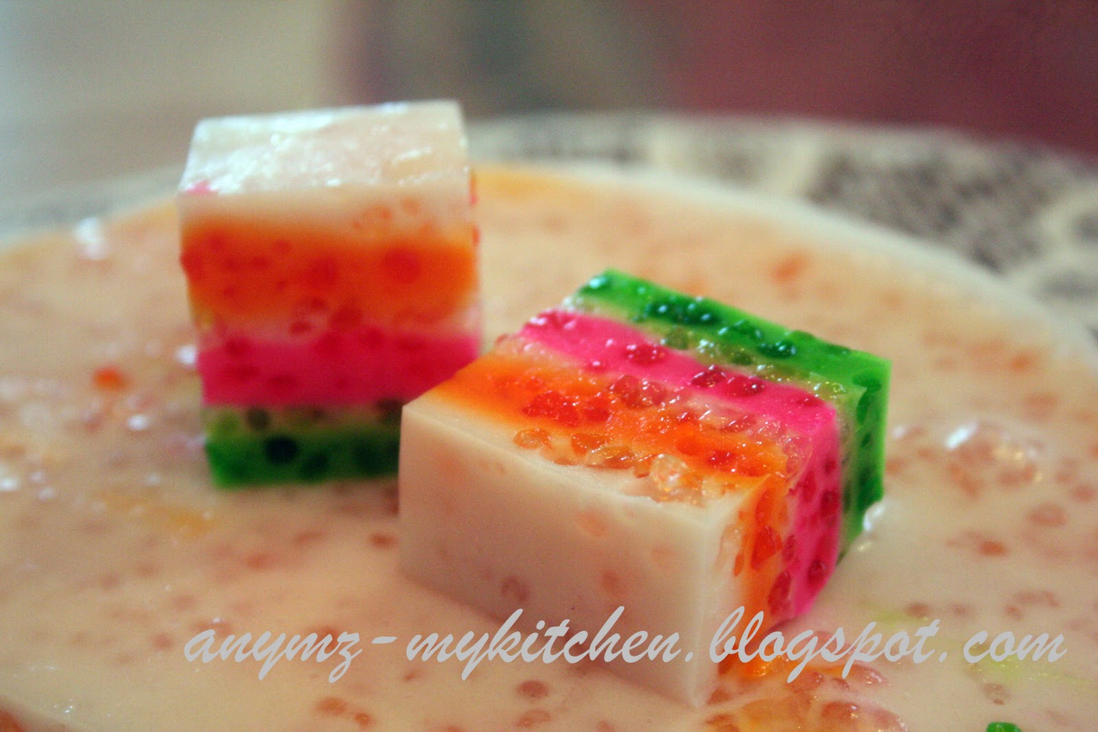 My Kitchen: Puding Sagu Pelangi