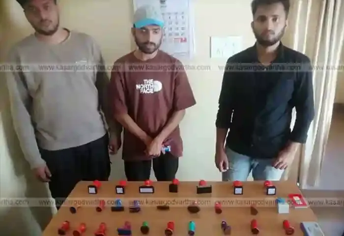 Fake passport racket busted; Youths arrested