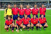 Selección de ESPAÑA - Temporada 1999-2000 - Molina, Nadal, Paco, Luis Enrique, Guardiola y Aranzábal; Julen Guerrero, Alfonso, Mendieta, Raúl y Ferrer - ESPAÑA 0, ARGENTINA 2 (Kily González y Pochettino) - 17/11/1999 - Partido amistoso - Sevilla, estadio Olímpico de la Cartuja - Alineación: Moilina; Ferrer, Nadal, Paco, Aranzábal; Mendieta (Morientes, 74'), Guardiola, Julen Guerrero (Valerón, 68'), Luis Enrique (Etxeberría, 46'); Alfonso (Urzaiz, 22') y Raúl (Munitis, 46')