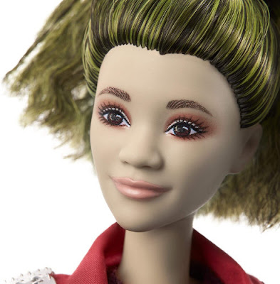 CARA DETALLE Disney ZOMBIES 2 - Muñeca Eliza Zambi | Mattel 