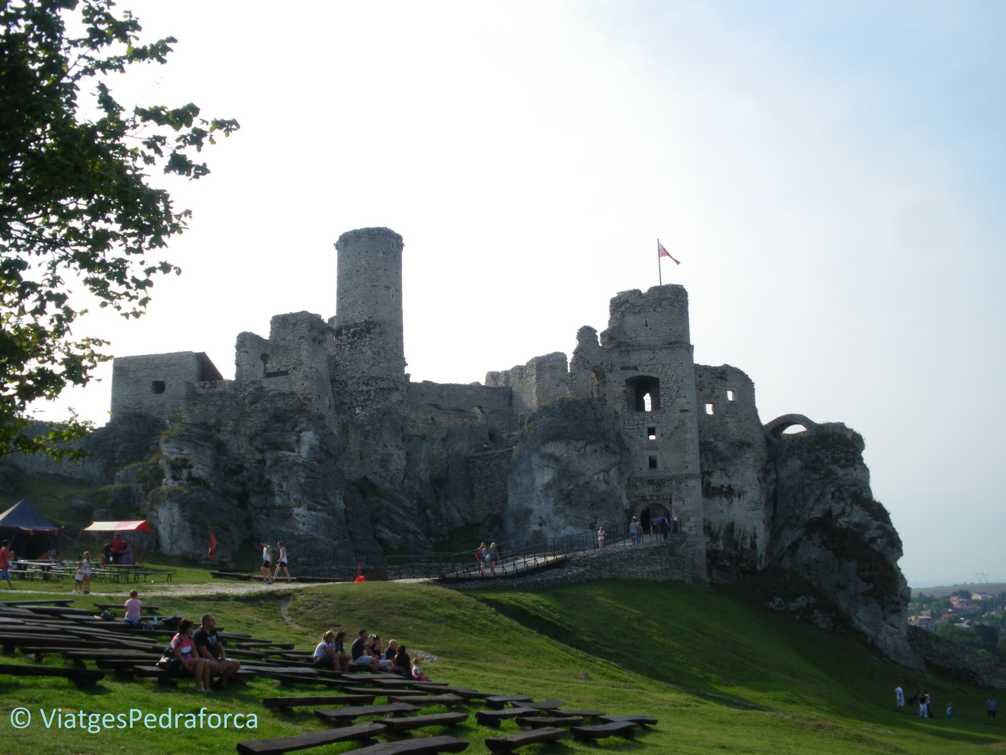 Zamek Ogrodzieniec, Ruta dels Nius d'Àguila, Polònia medieval