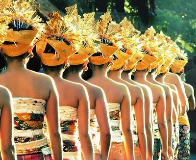 Asal Usul Nama Orang Bali : Wayan, Made, Nyoman, Ketut 