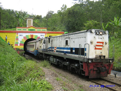 10 Terowongan Kereta Terpanjang Di Indonesia [ www.BlogApaAja.com ]