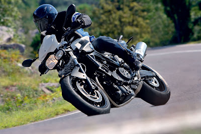 2010 BMW F800R Action View