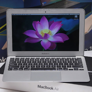 Jual Macbook Air Core i5 Mid 2011 ( 11.6-Inch ) Fullset