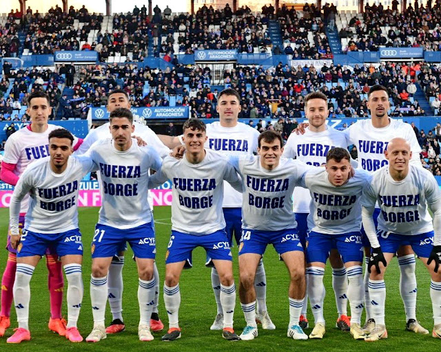 📸REAL ZARAGOZA 📆3 marzo 2024 ⬆️Edgar Badía, Santiago Mouriño, Lluis López, Marc Aguado, Maikel Mesa. ⬇️Akim Zedadka, Toni Moya, Alejandro Francés, Francho Gracia, Germán Valera, Víctor Mollejo. Con camisetas de ánimo a Andrés Borge, gravemente lesionado. REAL ZARAGOZA 0 🆚 S. D. AMOREBIETA 1 Domingo 03/03/2024, 18:30 horas. Campeonato de Liga de 2ª División, jornada 29. Zaragoza, estadio de La Romareda: 21.235 espectadores. GOLES: ⚽0-1: 90+7’, Jon Morcillo.