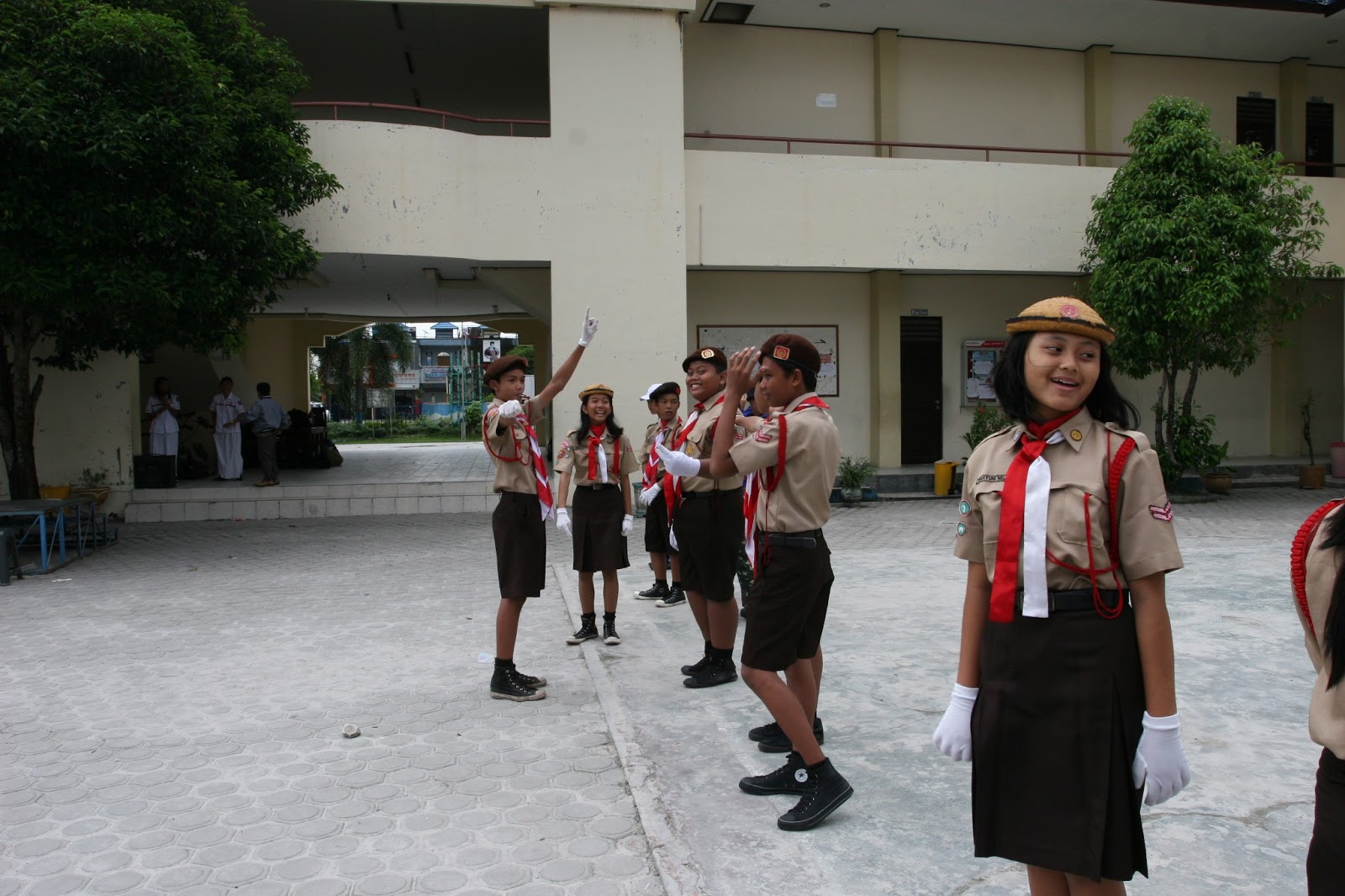 Make It FUN    Kemah LDK Keluarga Besar Organisasi SMPN 