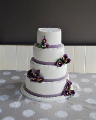 Simple but elegant wedding cake. Elegant wedding cake designs - sweet calla 