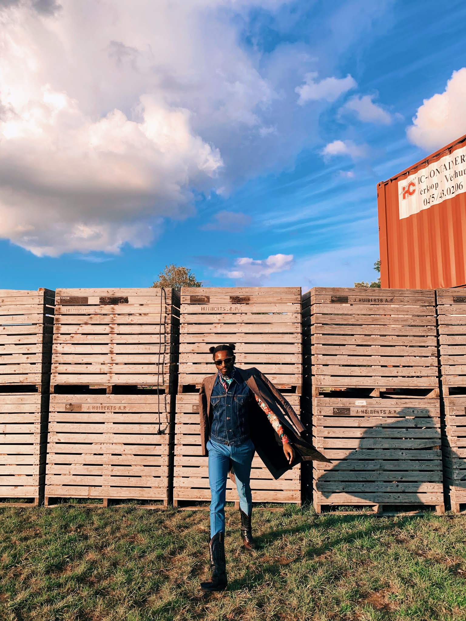 Men's outfit with Leather Cowboy boots