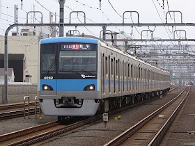 小田急電鉄 東京メトロ千代田線直通 急行 取手行き　4000形