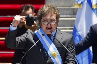 Milei pide fuerza a los argentinos para el sacrificio que viene: "Lo vamos a lograr" Milei pide fuerza a los argentinos para el sacrificio que viene: "Lo vamos a lograr"