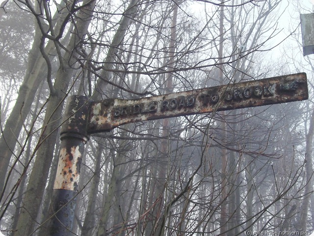 bridle road sign