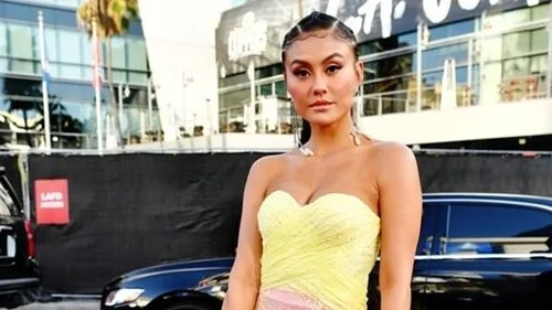 Agnez Mo Dirikan Klinik Vaksin Gratis, Netizen: Menginspirasi