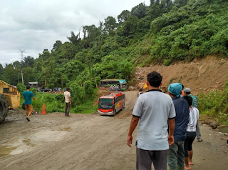 Bus Als Via Danau Toba