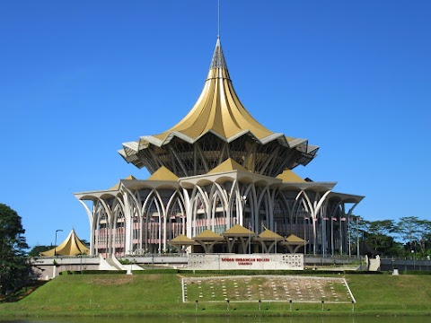 Kuching : premiers pas sur l'île de Bornéo