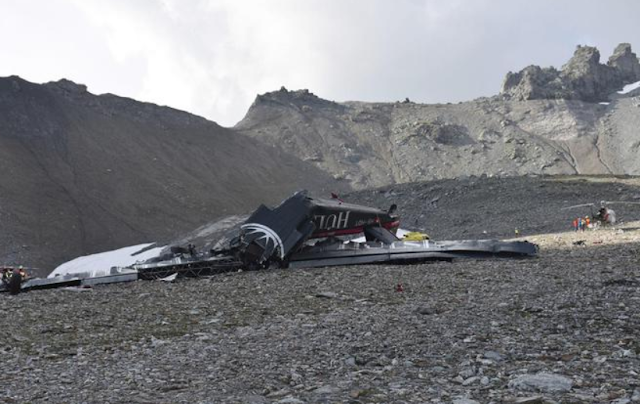 Svizzera, precipita aereo d'epoca: 20 morti