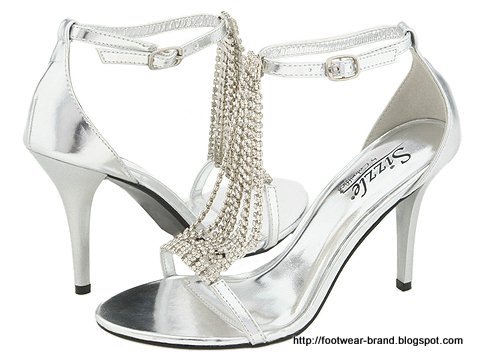 Footwear-brand:brand-181555