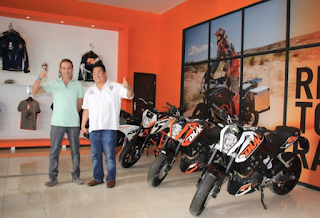 KTM Husqvarna Buka Dealer di Tangerang