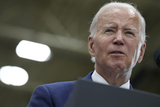 Biden condena el tiroteo en Jacksonville: "La supremacía blanca no tiene cabida en EEUU" Biden condena el tiroteo en Jacksonville: "La supremacía blanca no tiene cabida en EEUU"