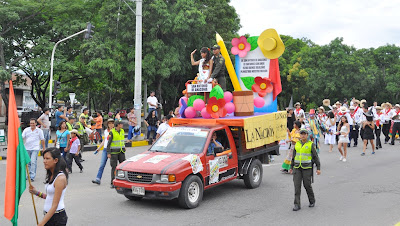 fotos-desfile-de-los-colegios