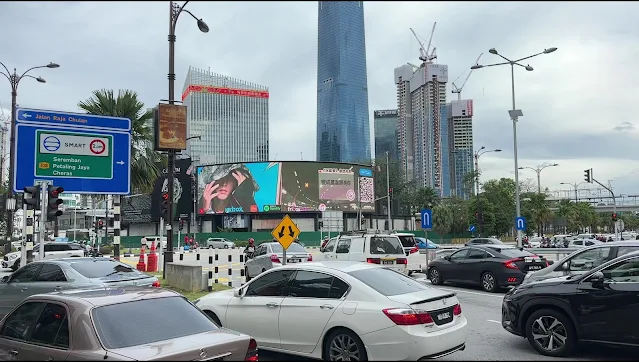 Malaysia KL City Centre Digital Outdoor Advertising Kuala Lumpur Nearby KLCC DOOH Advertising