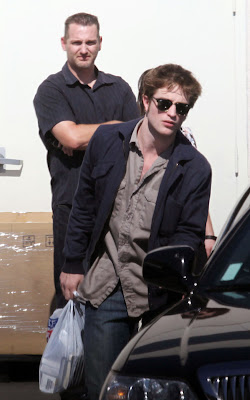 Robert Pattinson photo