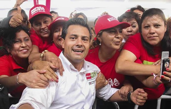 NO ES BROMA; PEÑA NIETO ES NOMBRADO EL MEJOR PRESIDENTE DEL MUNDO