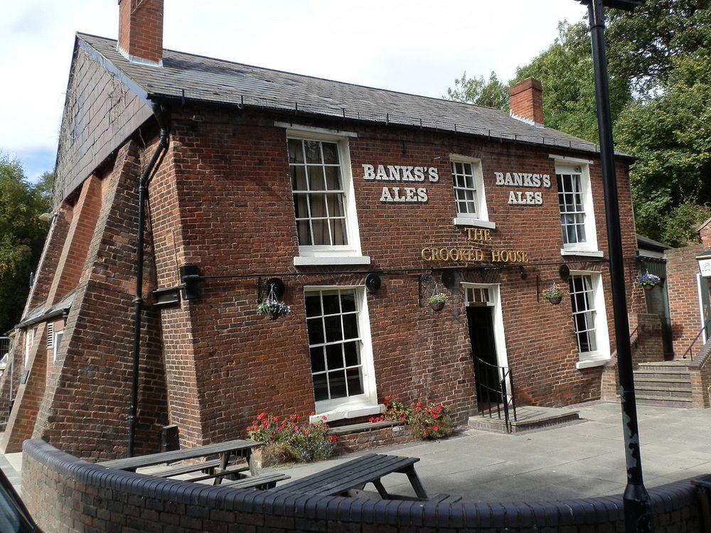 crooked-house-himley-7