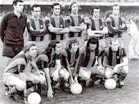 F. C. BARCELONA - Barcelona, España - Temporada 1973-74 - Sadurní, Rifé, Torres, Costas, De la Cruz y Juan Carlos; Rexach, Asensi, Johann Cruyff, Sotil y Marcial - F. C. BARCELONA 1 (Asensi) REAL MURCIA C. F. 0 - 17/03/1974 - Liga de 1ª División, jornada 26 - Barcelona, Nou Camp